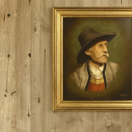 Nennerhof Διαμέρισμα Tux